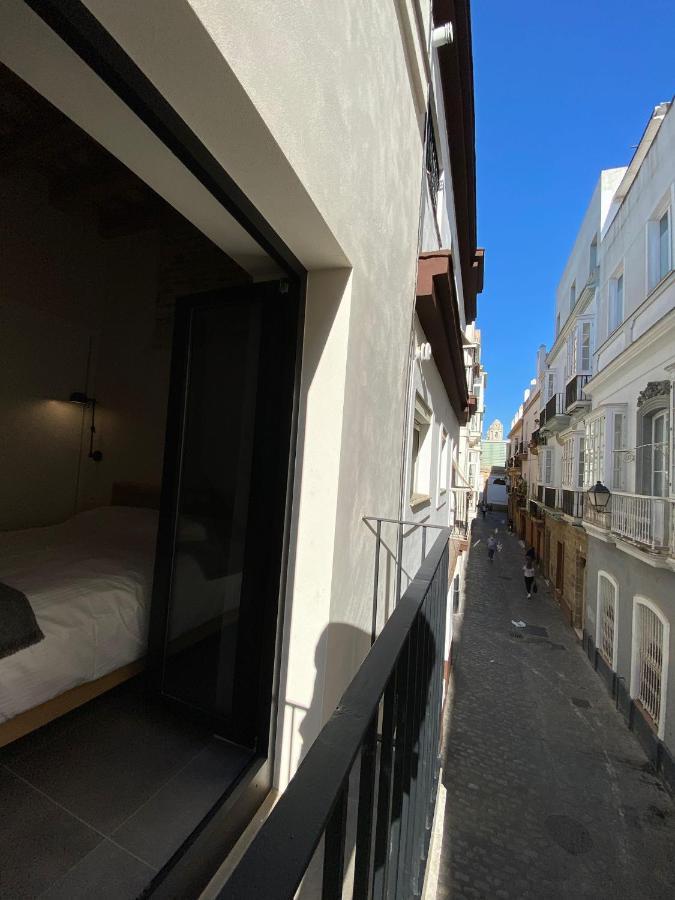 Oma Cadiz Apartments Exterior photo