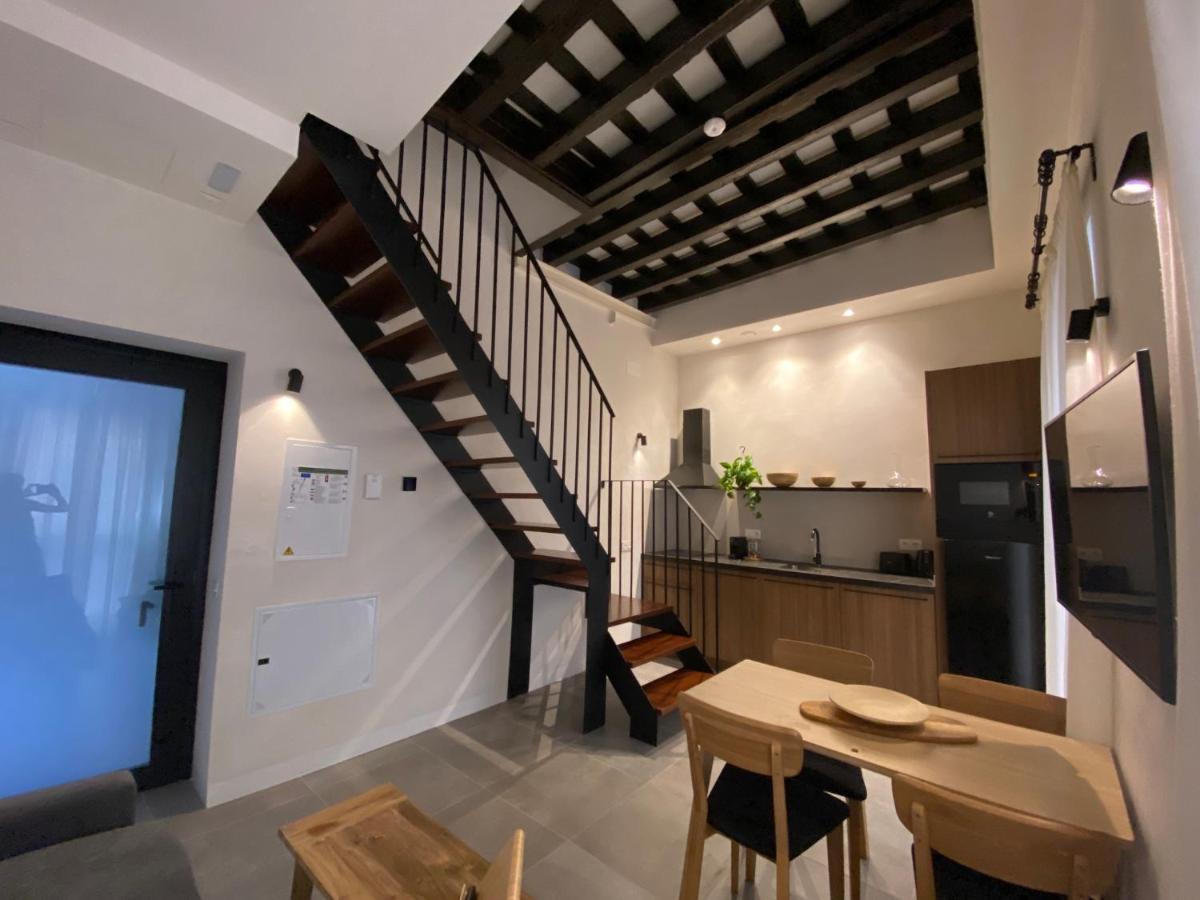 Oma Cadiz Apartments Exterior photo