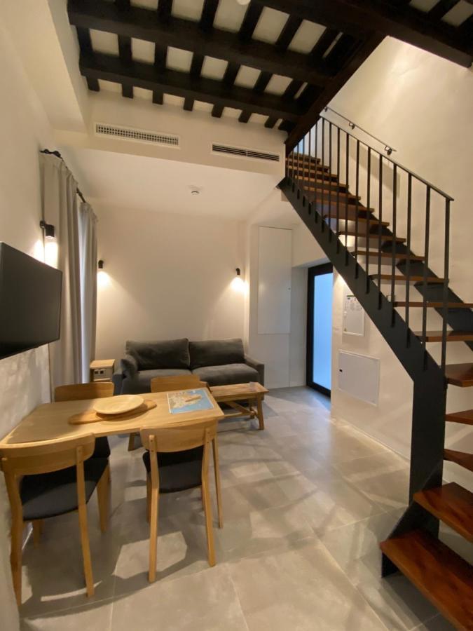 Oma Cadiz Apartments Exterior photo