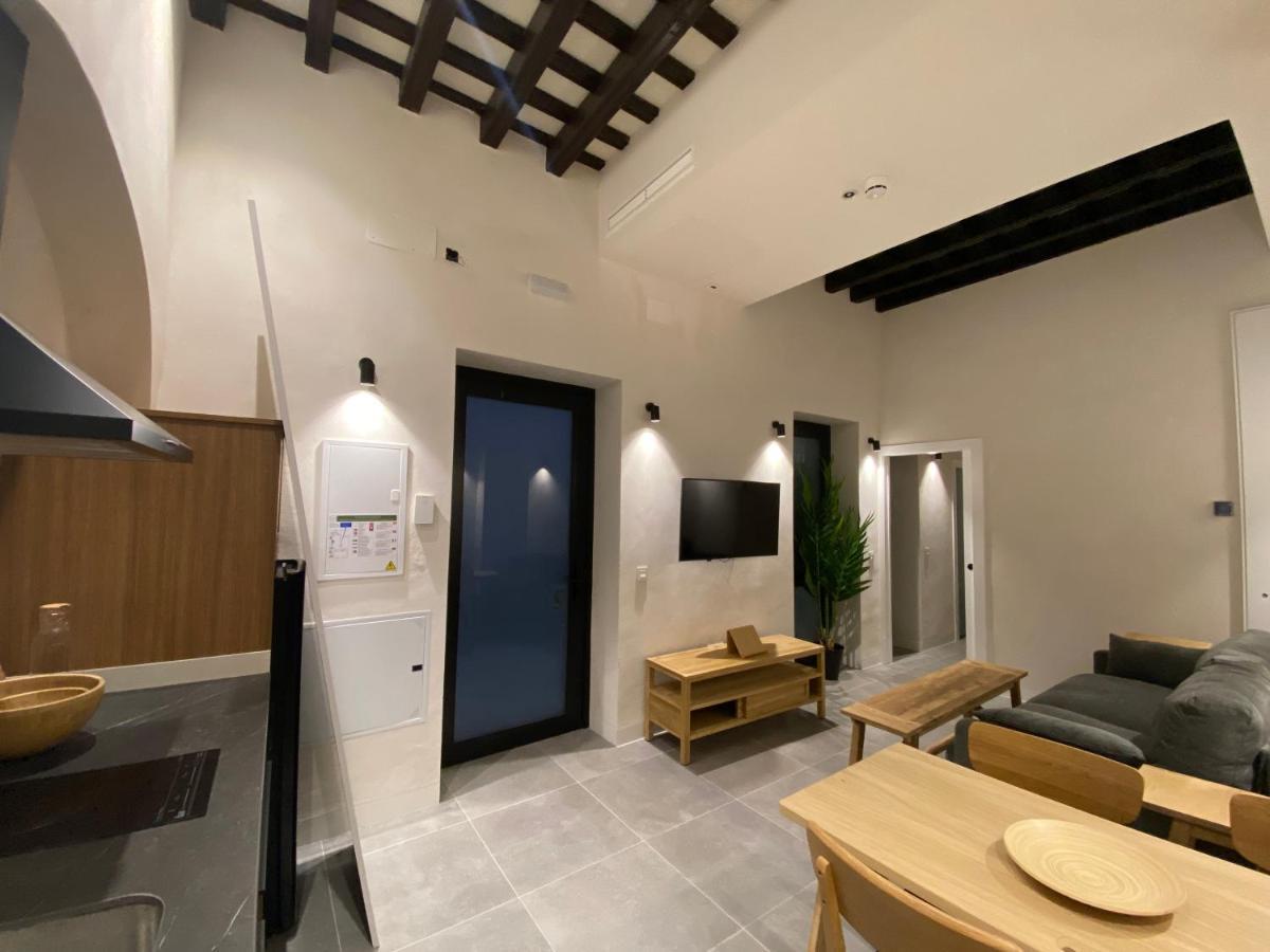 Oma Cadiz Apartments Exterior photo